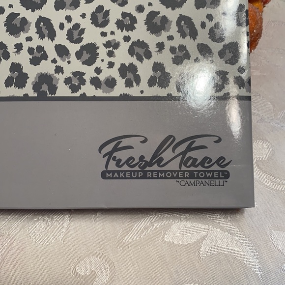 Grey Leopard Print Make up remover cloth - Picture 2 of 5